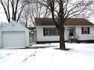 606 S Geneva St, Pomeroy, IA 50575