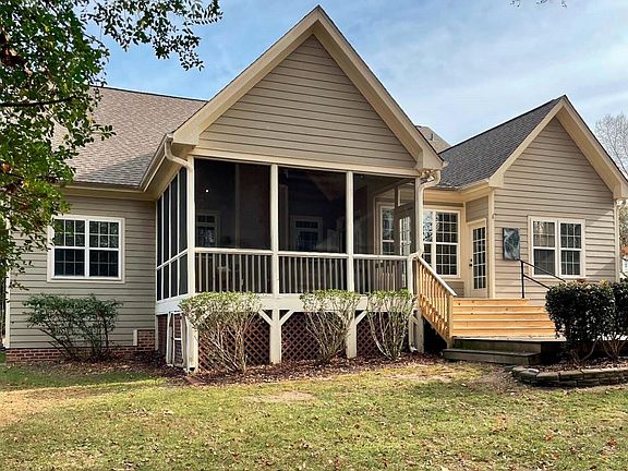 2nd image of 7124 Blue Juniper Ct