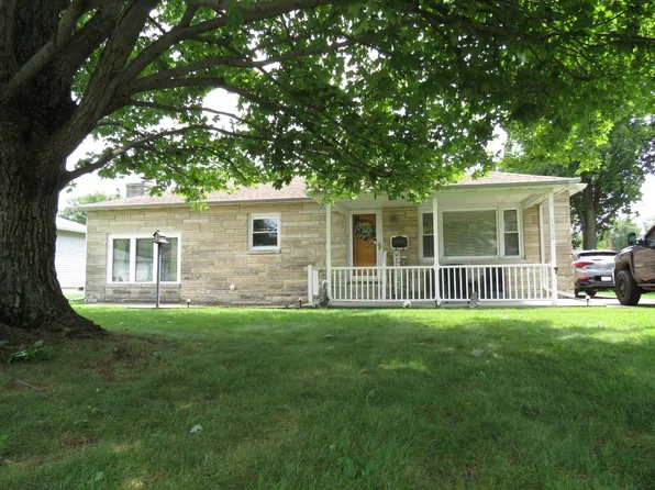 1306 N Robb St, Robinson, IL 62454