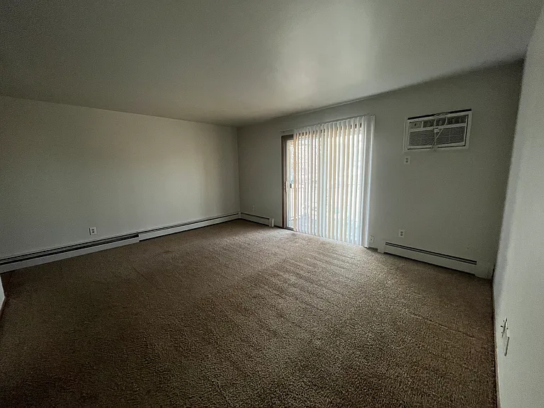 4244 S 51st St #201 — Photo 8