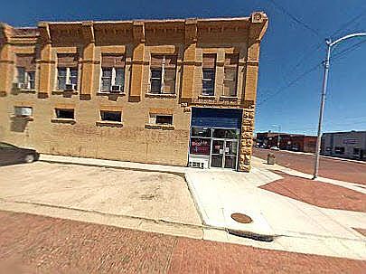 3rd image of 1224 Main Ave