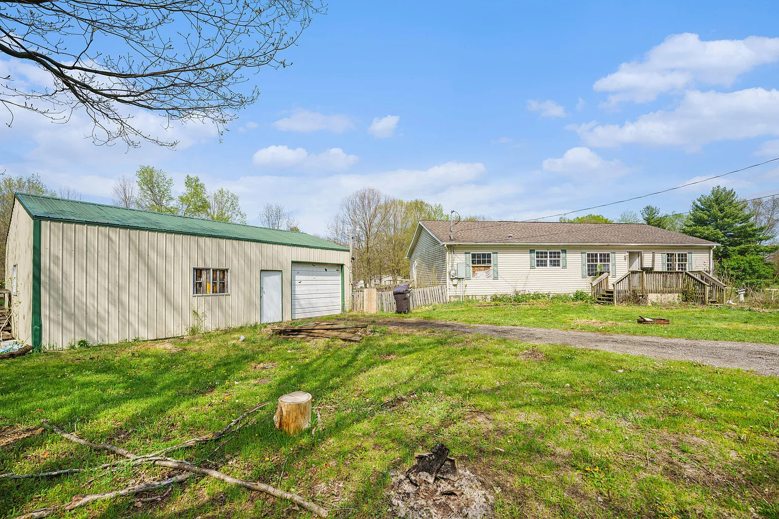 3321 Babylon Rd photo 1