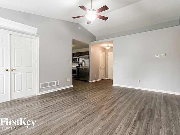 3rd image of 1329 Wilford Ln