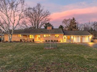 1245 Simon DRIVE, Brookfield, WI 53005