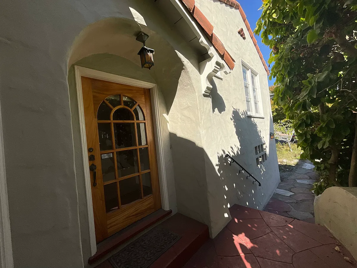 Building Photo - 1166 Shattuck Ave