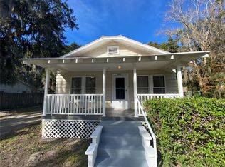 1010 Carlton Ct, Leesburg, FL 34748