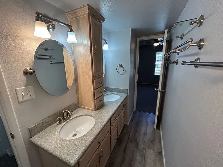 4501 W Continental Dr — Photo 9