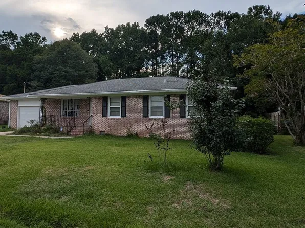 7083 N Kenwood Dr, North Charleston, SC 29406