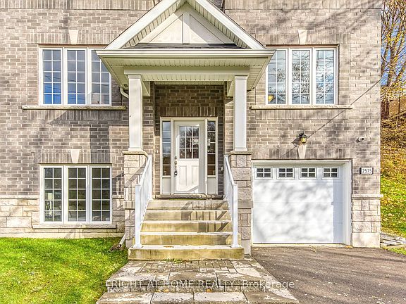 4th image of 2575 Islington Ave