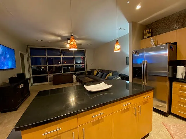 200 River Market Ave #704 — Photo 7
