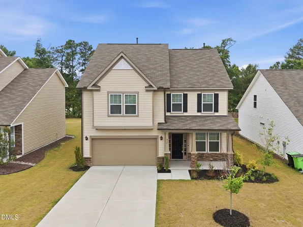 835 Golden Plum Ln, Zebulon, NC 27597