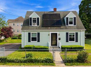 322 Harwich St, New Bedford, MA 02745