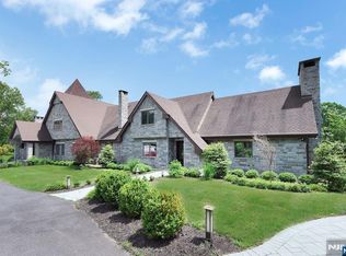 10 Deer Wood Dr, Blairstown, NJ 07825