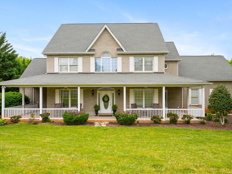 1st image of 1254 Ivy Creek Dr