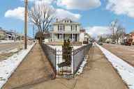 Ross Ave-002.jpg