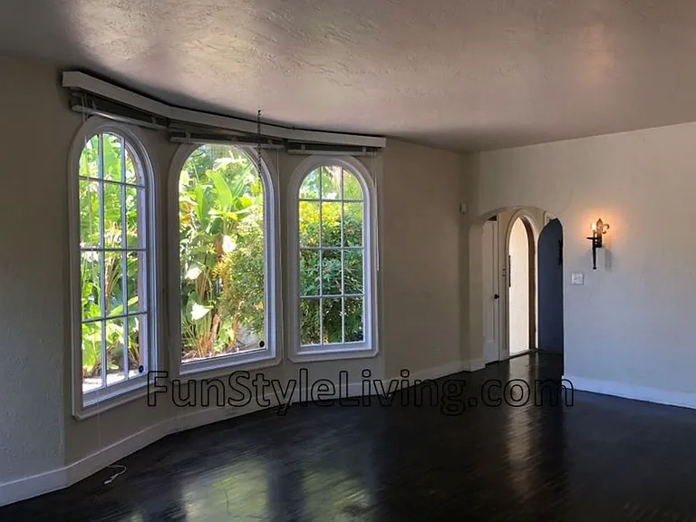 1215 Illinois St — Photo 20