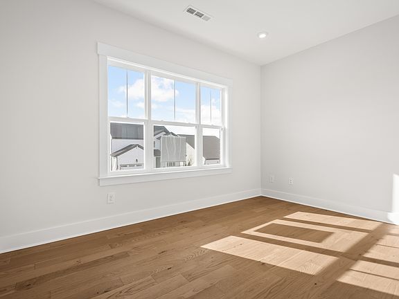5th image of 106 Cedarstone Dr Lot 4