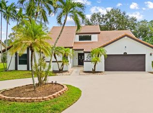 471 NW 113th Ave, Coral Springs, FL 33071