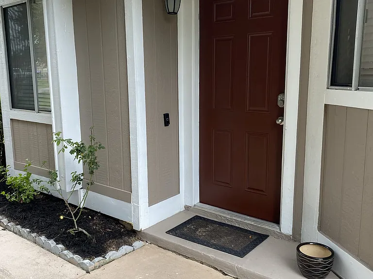 7350 Oak Meadows Cir — Photo 12