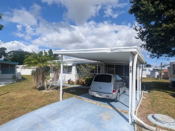 7499 46th Ave N Lot 48, St Petersburg, FL 33709