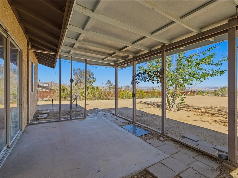 7273 Sunny Vista Rd — Photo 29