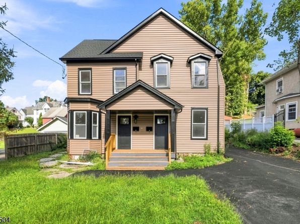 144 Main St #2B