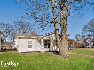 33 Julie Ln, Saint Peters, MO