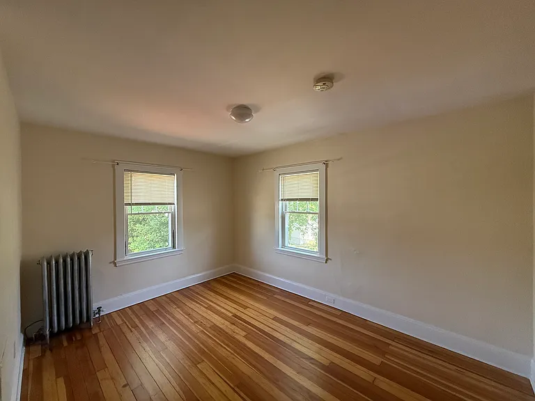 899 Broadway #4 — Photo 15