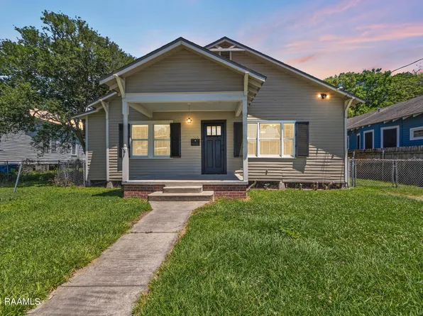 305 Cleveland St, Lafayette, LA 70501