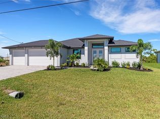 717 NE 11th Terrace Cpe, Coral, FL 33909