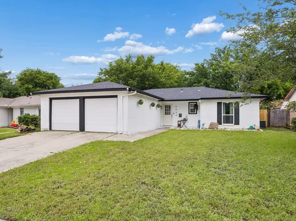6649 Fair Meadows Dr, Watauga, TX 76148
