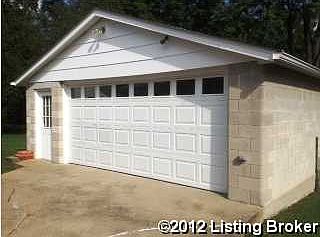 2nd image of 2726 Wendell Ave