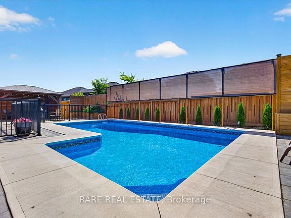 2nd image of 43 Pear Blossom Way