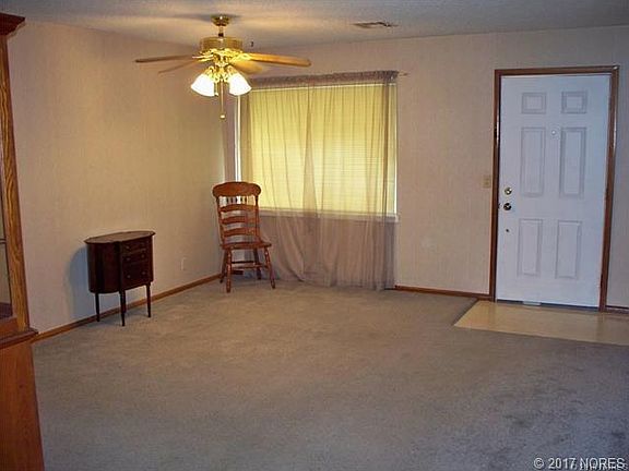 2nd image of 4960 SE Fordham Dr