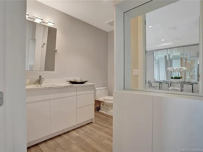 41 Seminole Southwest St #304 — Photo 20