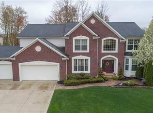 20703 Donegal Ln, Strongsville, OH 44136