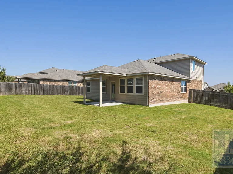 729 Manzano Ln #T3 — Photo 25