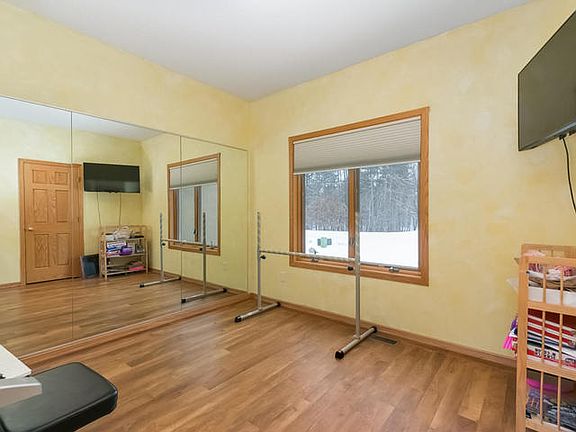 5th image of 3148 142nd Ave NE