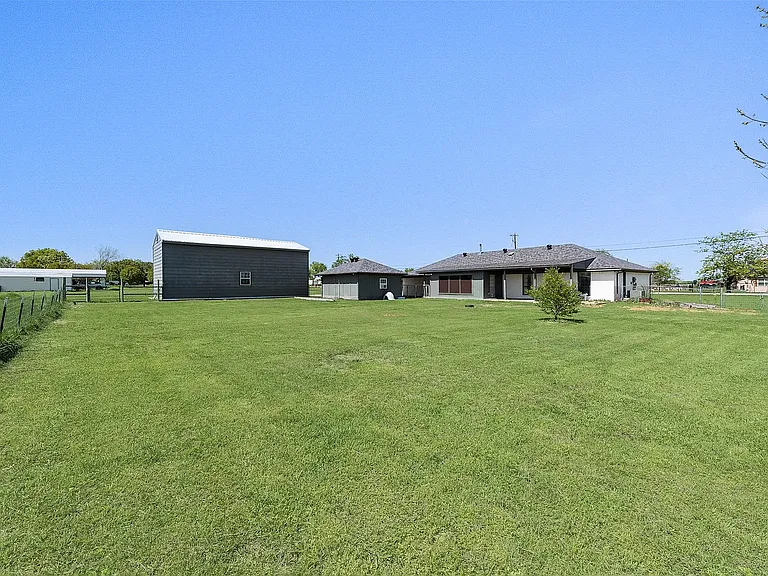 9711 Old Nacogdoches Trl — Photo 31