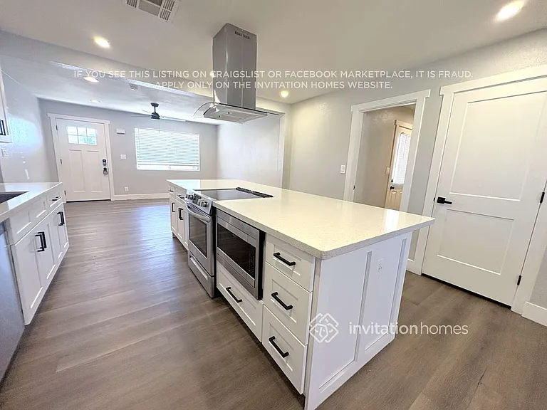 856 E 9th Ave — Photo 8