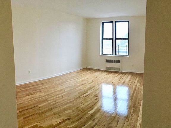 2nd image of 12007 85th Ave APT 5J