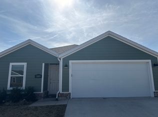 5809 W Holdcroft Dr, Fayetteville, AR 72704