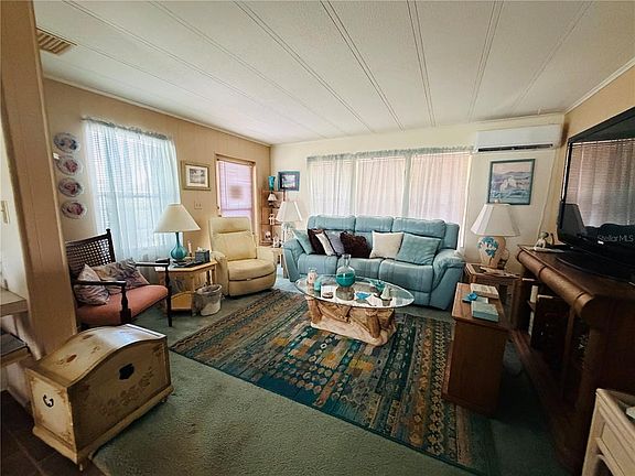 5th image of 2331 BELLEAIR ROAD #206