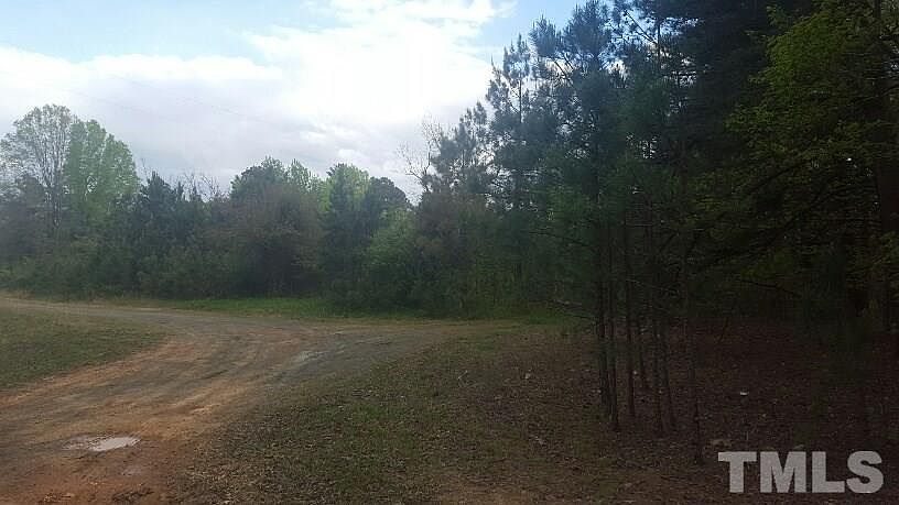 2nd image of 4817 Mount Sinai Rd