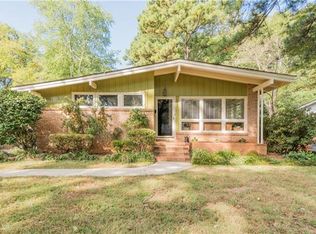 6732 Starcrest Dr, Charlotte, NC 28210