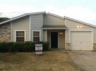 450 Jones St, Cedar Hill, TX 75104