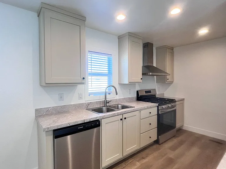 1409 N French St #138 — Photo 1