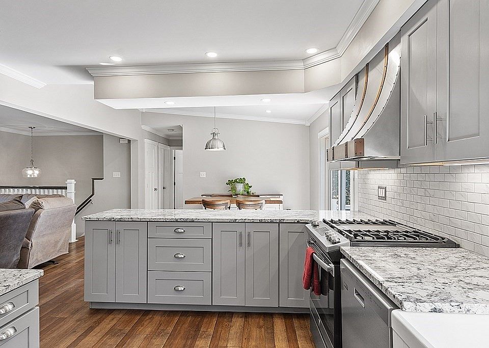 103 Chapel St, Gardner, MA 01440 Zillow