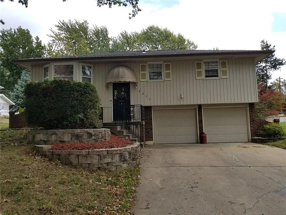 2nd image of 9917 Oakley Ave