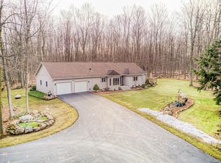 1796 Plank Rd, Walworth, NY 14568